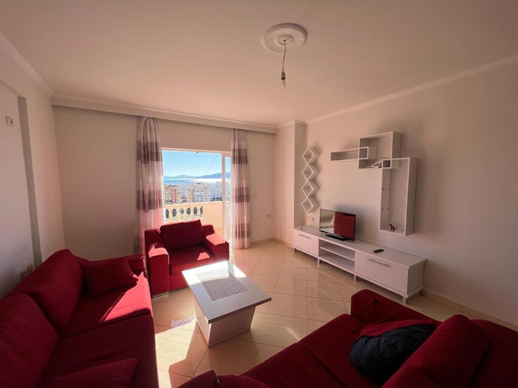 SarandëErmis Apartamentアパートメント エクステリア 写真