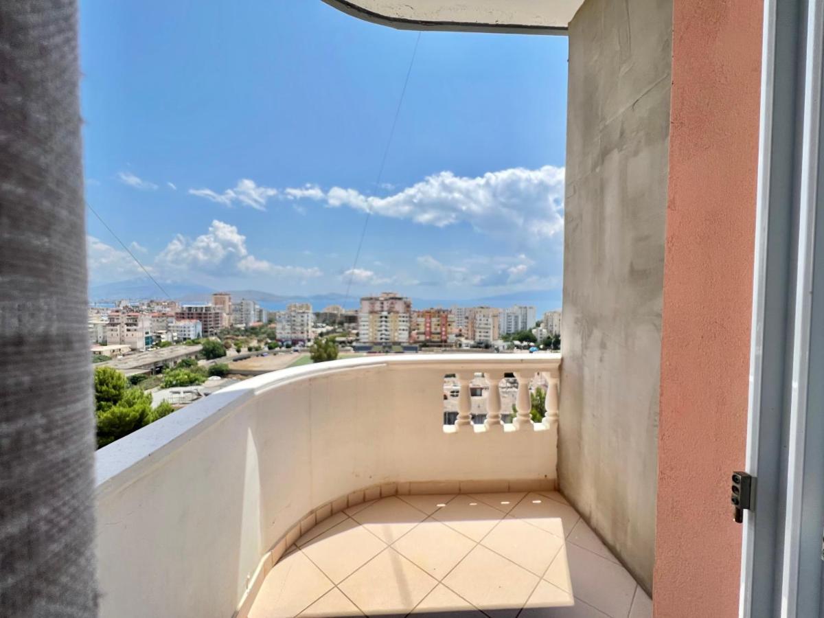 SarandëErmis Apartamentアパートメント エクステリア 写真