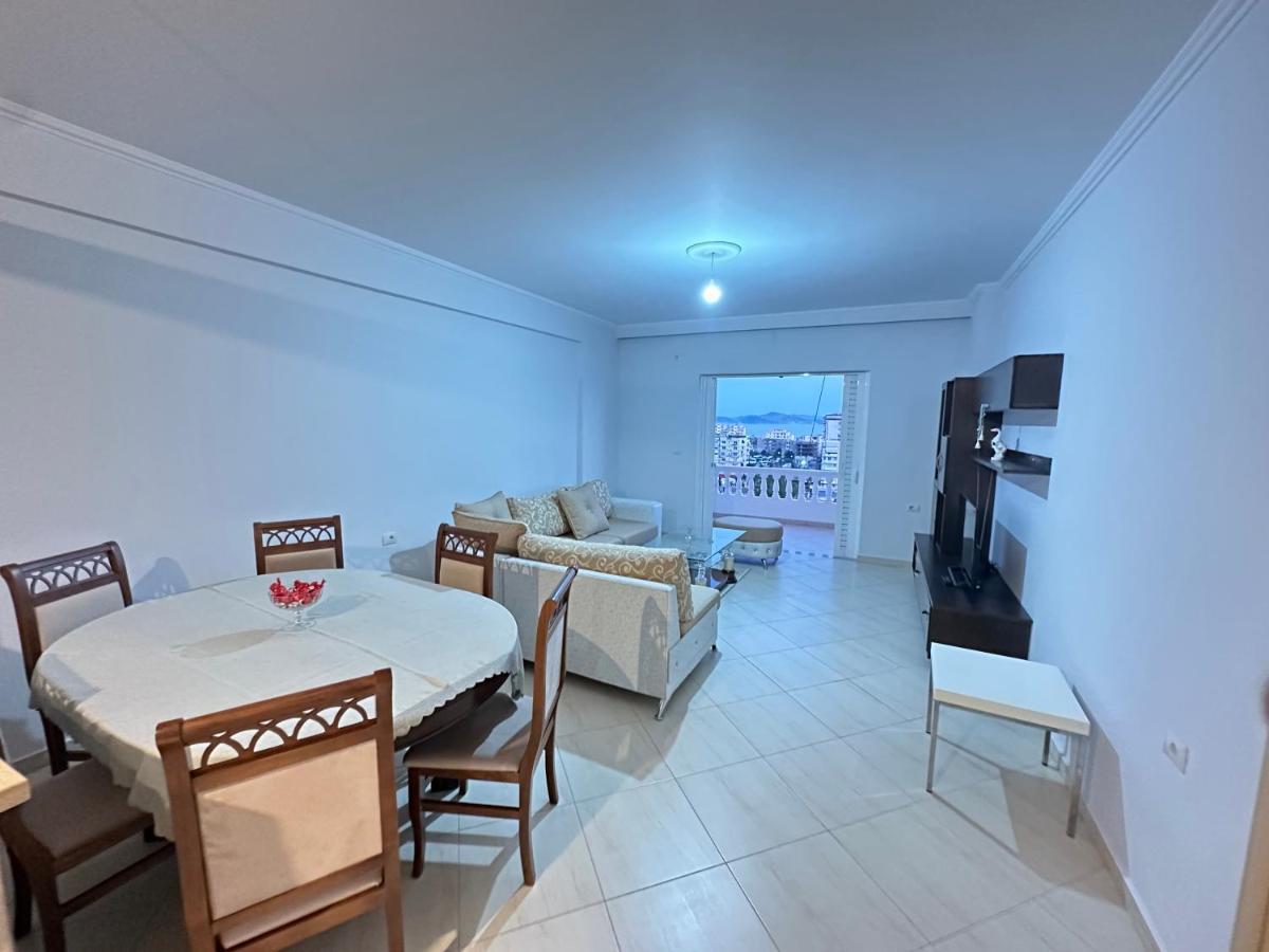 SarandëErmis Apartamentアパートメント エクステリア 写真